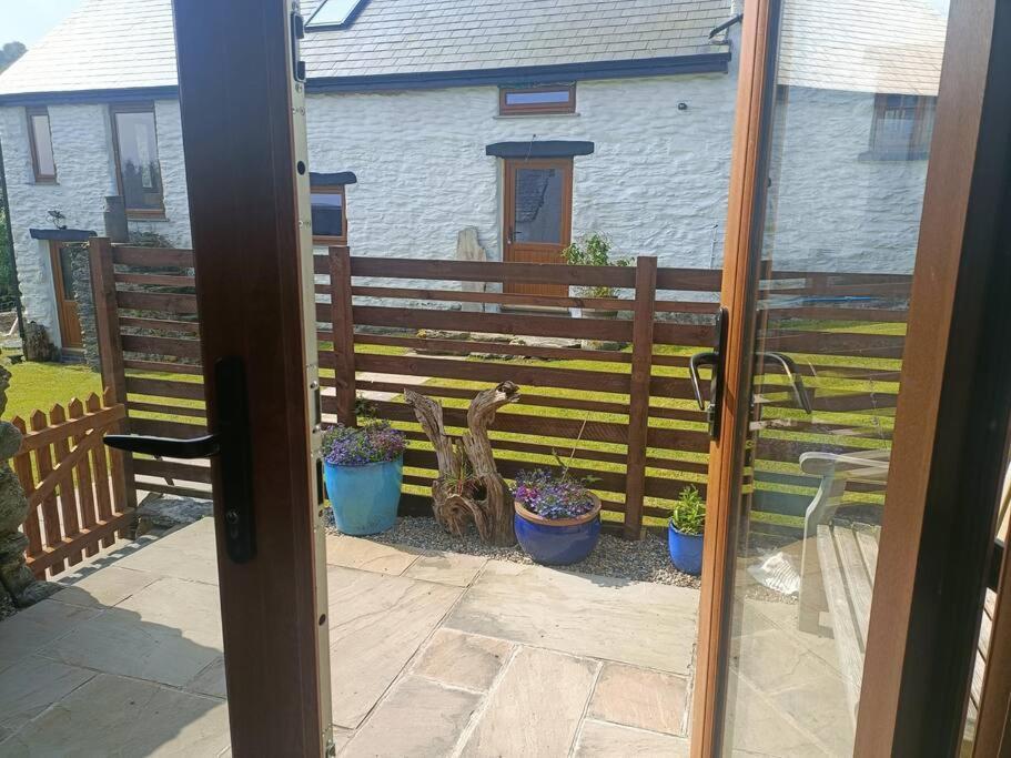 Rhyd Y Geifr, Cosy Barn Conversion In Maerdy Корвэн Экстерьер фото